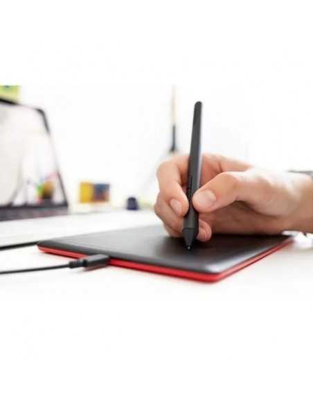 Tablet One Wacom Negra y Roja CTL-472/K1-AX